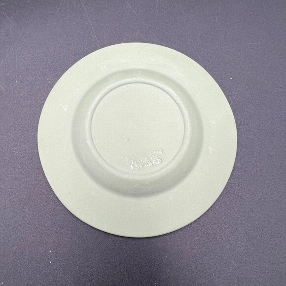 Vintage Wedgwood Jasperware Sage Green Ashtray, Round, Small, White, Dish W/ Box - Picture 7 of 10